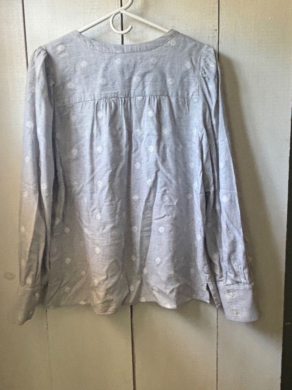 Woman’s grey loft long sleeve blouse - Picture 5 of 6